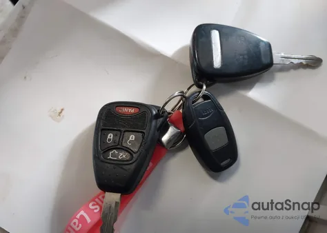 2005 Chrysler 300 Touring from USA, damaged, VIN 2C3JA53G85H551355